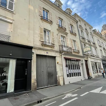 Grand Loft 110m Coeur Historique Et Parking Prive Rare
