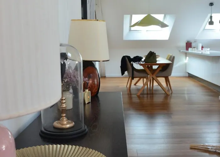 Grand Loft 110m Coeur Historique Et Parking Prive Rare Angers